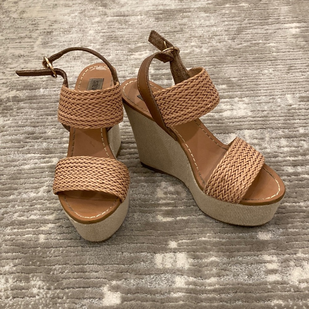 Steve Madden Engel platforms sz 6